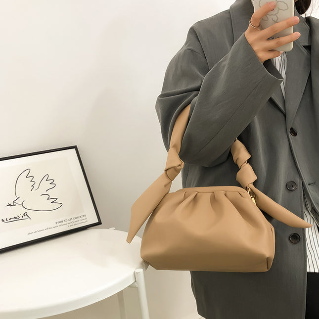 Luxury Demure Hand pleated cloud bag shoulder bag
