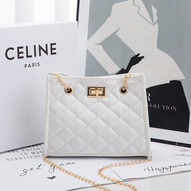 Luxury Demure Mini Chain Shoulder Bags  For Women