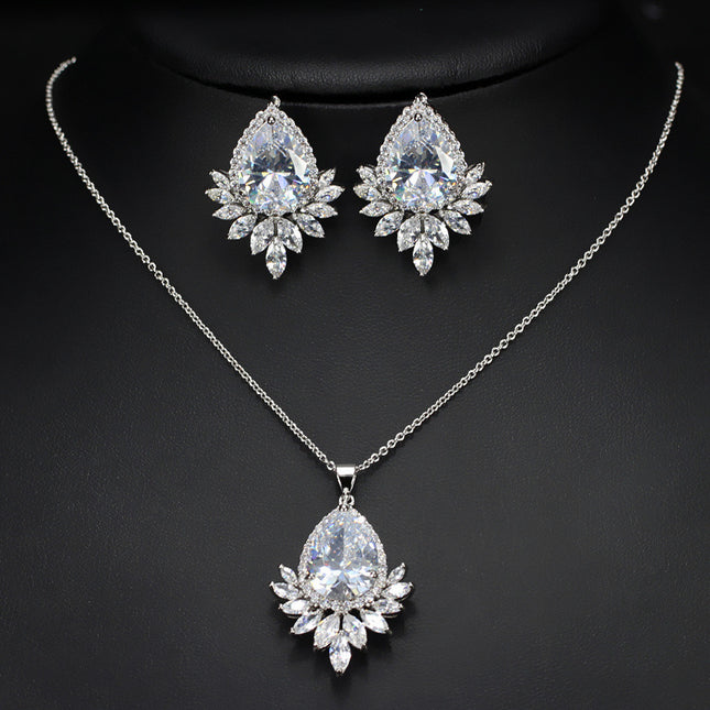Demure belldoir jewelry chain, bridal banquet, dinner Jewelry Set