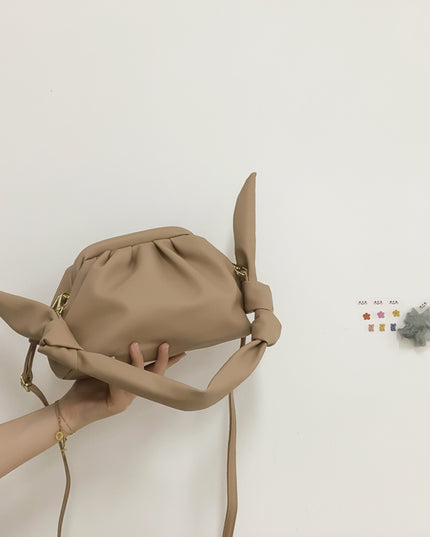 Luxury Demure Hand pleated cloud bag shoulder bag