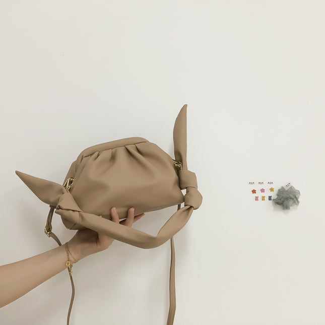Luxury Demure Hand pleated cloud bag shoulder bag