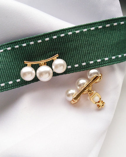 Demure belldoir Shape Pearl Ear Clip