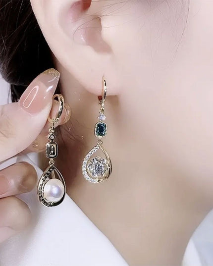 Demure belldoir Exquisite Light Luxury High-grade Diamond-embedded Water Drop Earrings