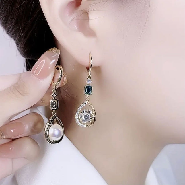 Demure belldoir Exquisite Light Luxury High-grade Diamond-embedded Water Drop Earrings