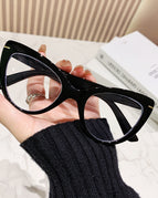 100 / Bright Black Frame