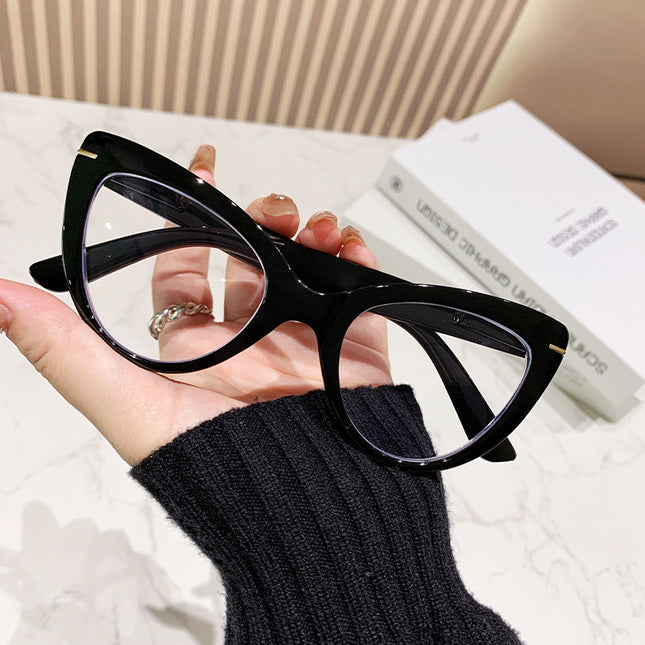 Demure Women's Large Frame Cat's Eye High Presbyopic Glasses